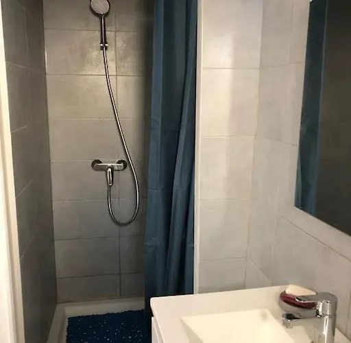 Apartment 4 Personnes Wifi Hyeres